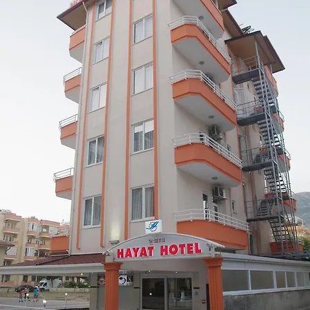 Hayat Apart